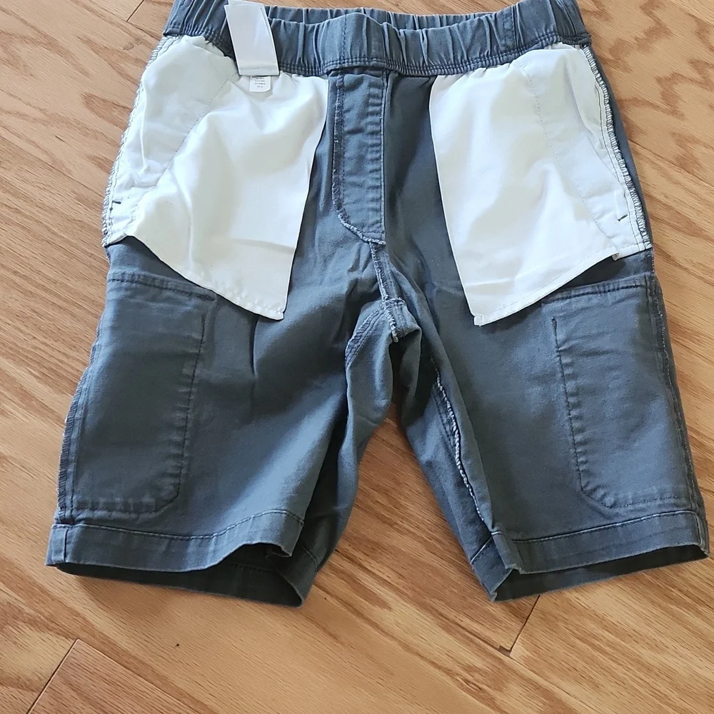 Old Navy Cargo shorts xl Boys Gray